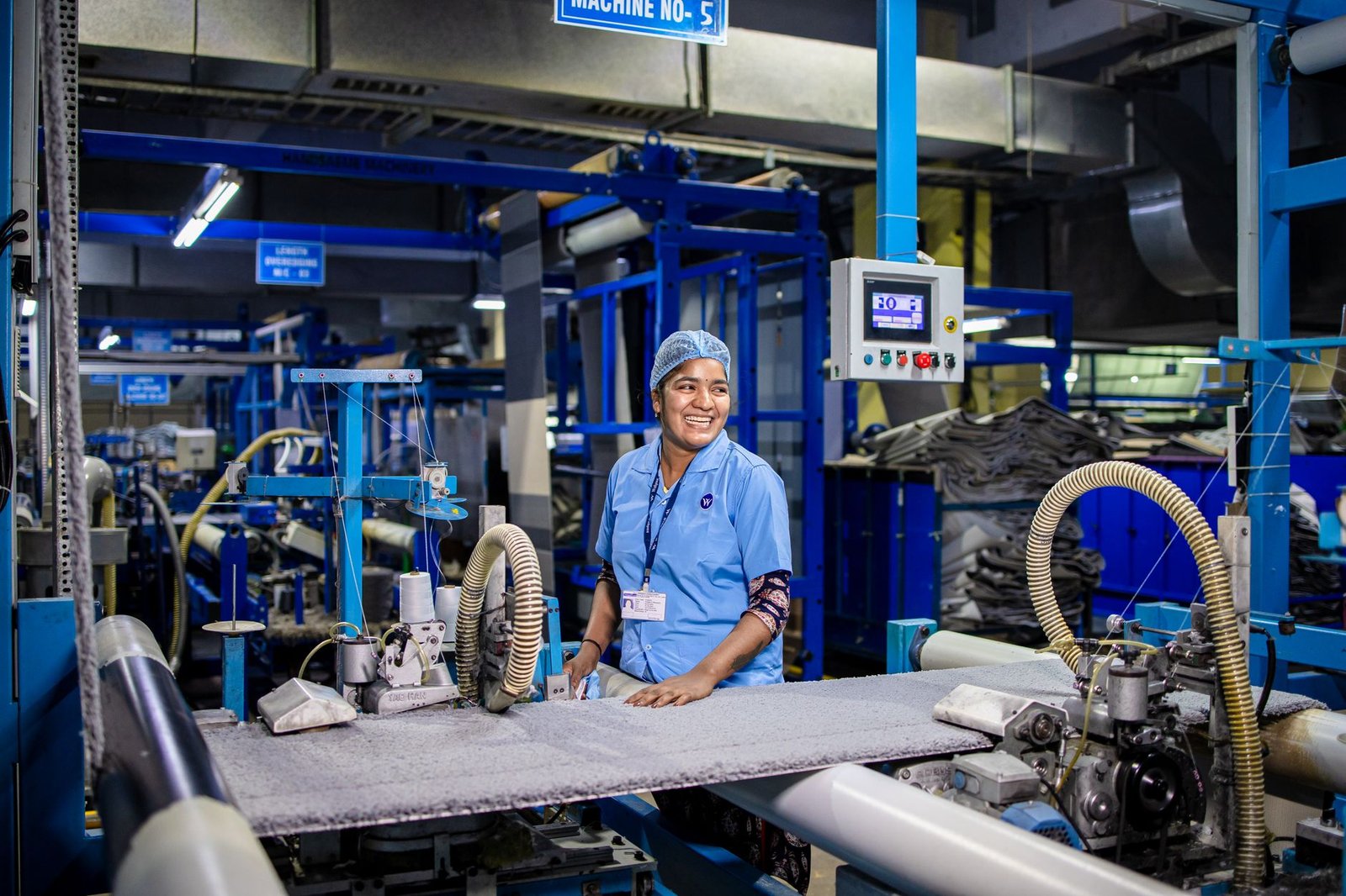 Industrial manufacturing facility, illustrating lead generation for manufacturers